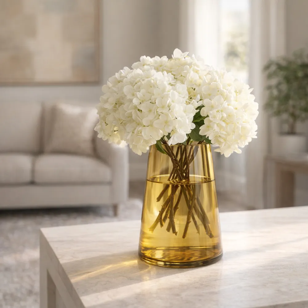 HARLANGROVE GOLD GLASS VASE 8 (IN)