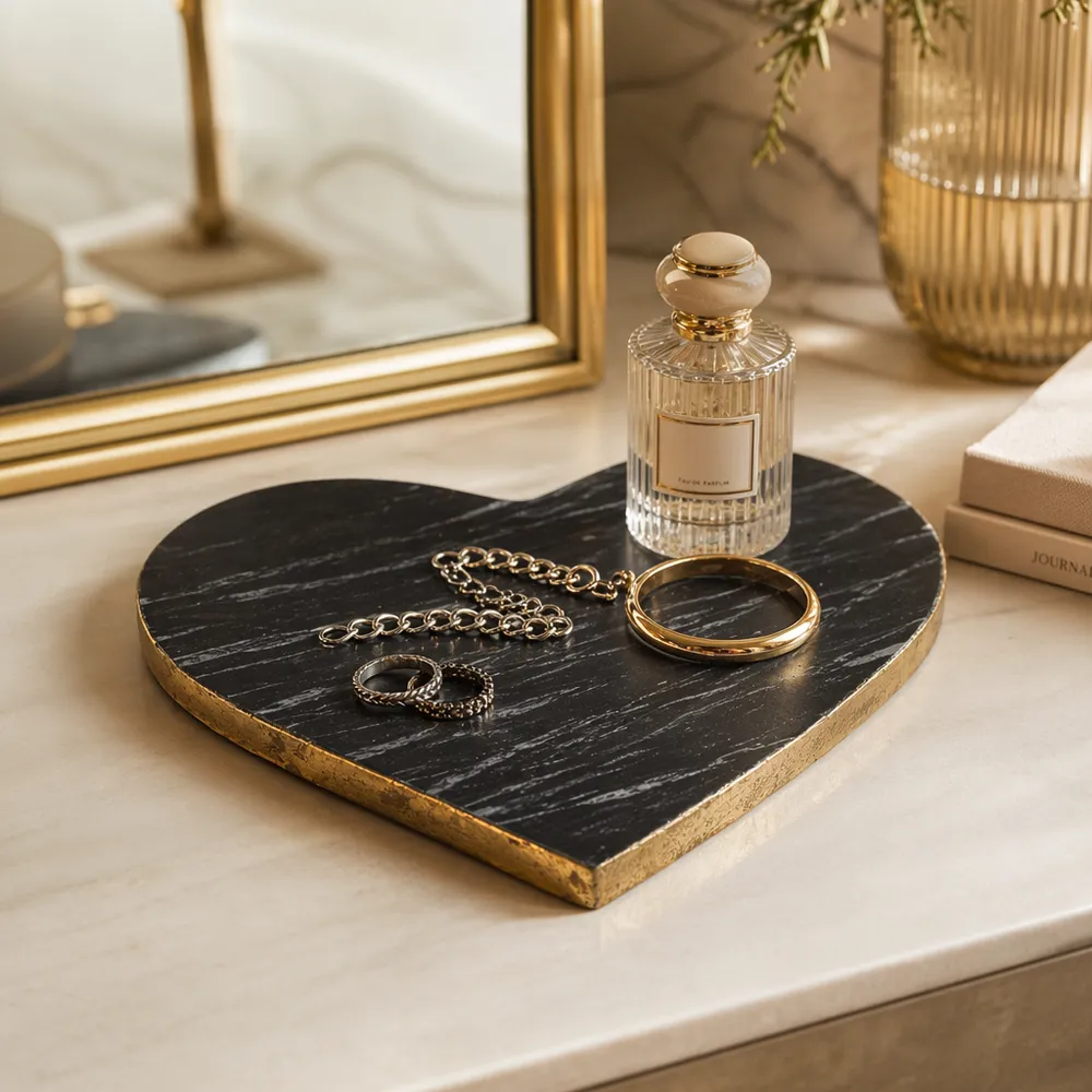 CHLOEGROVE BLACK TRAY 1 (IN)