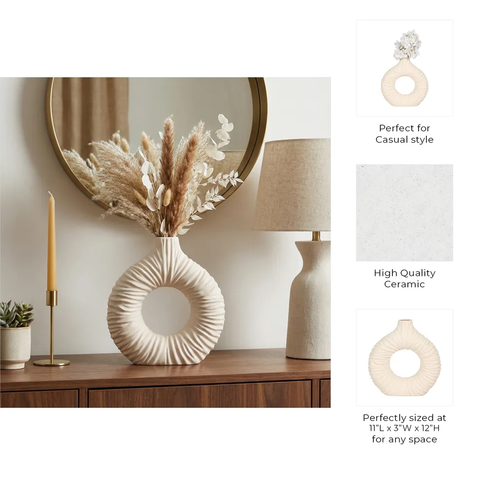 CANTONGATE IVORY VASE 12 (IN)