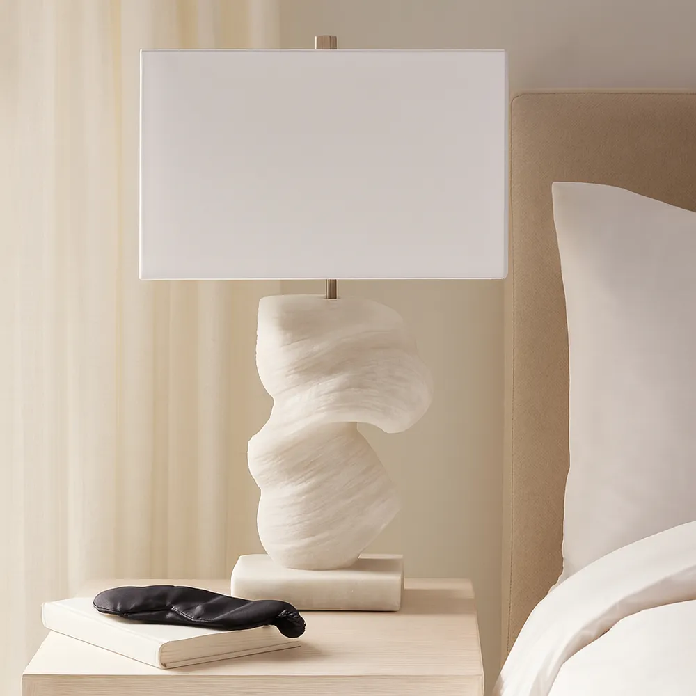 NEWTONWORTH IVORY LAMP 25 (IN)
