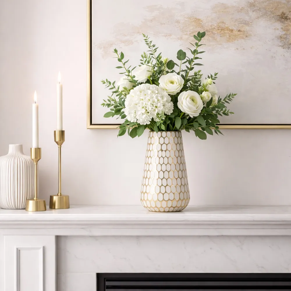 BARNETWICK GOLD VASE 12 (IN)