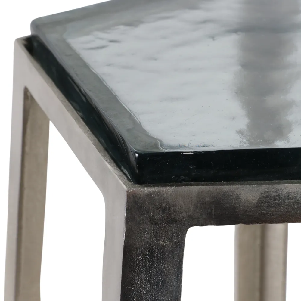 HANNAHVALE SILVER TABLE 22 (IN)