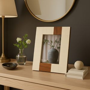 RESIN, 4X6 WOOD STRIPE PHOTO FRAME, IVORY/BROWN 10