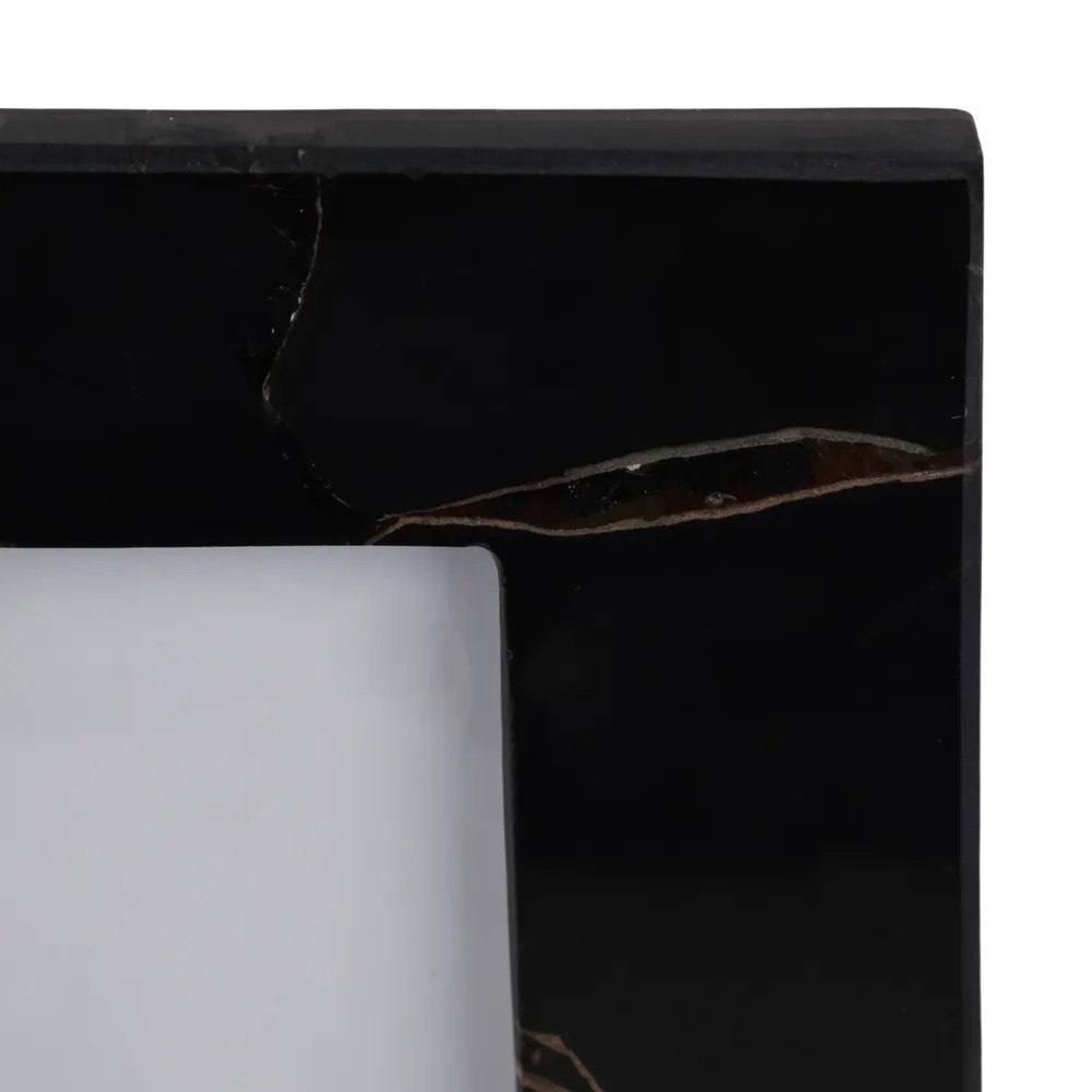 COLTONGROVE BLACK FRAME 9 (IN)