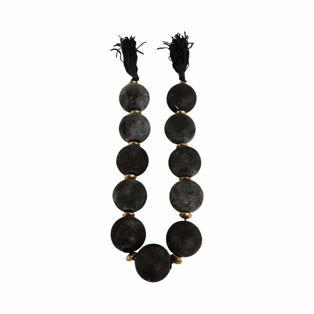CALVINDALE BLACK BEAD 3 (IN)