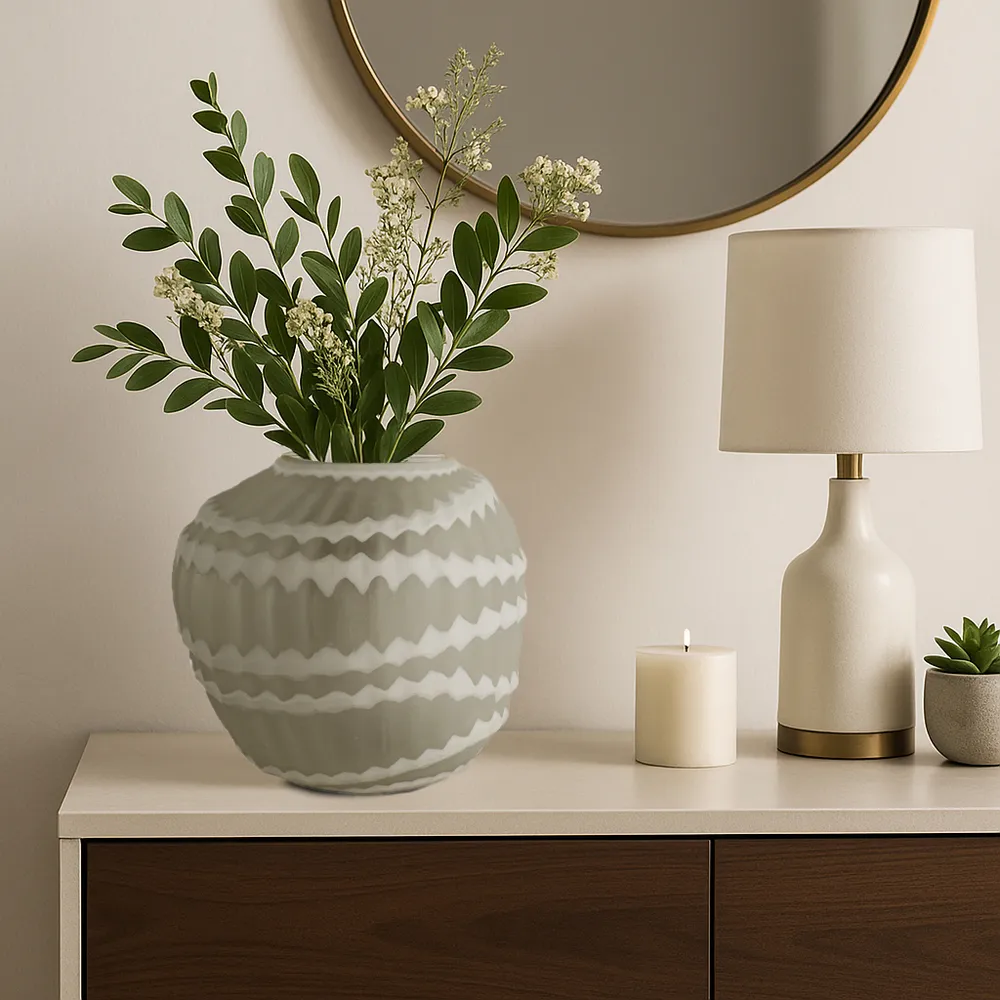 AXELBURN WHITE GLASS VASE 11 (IN)