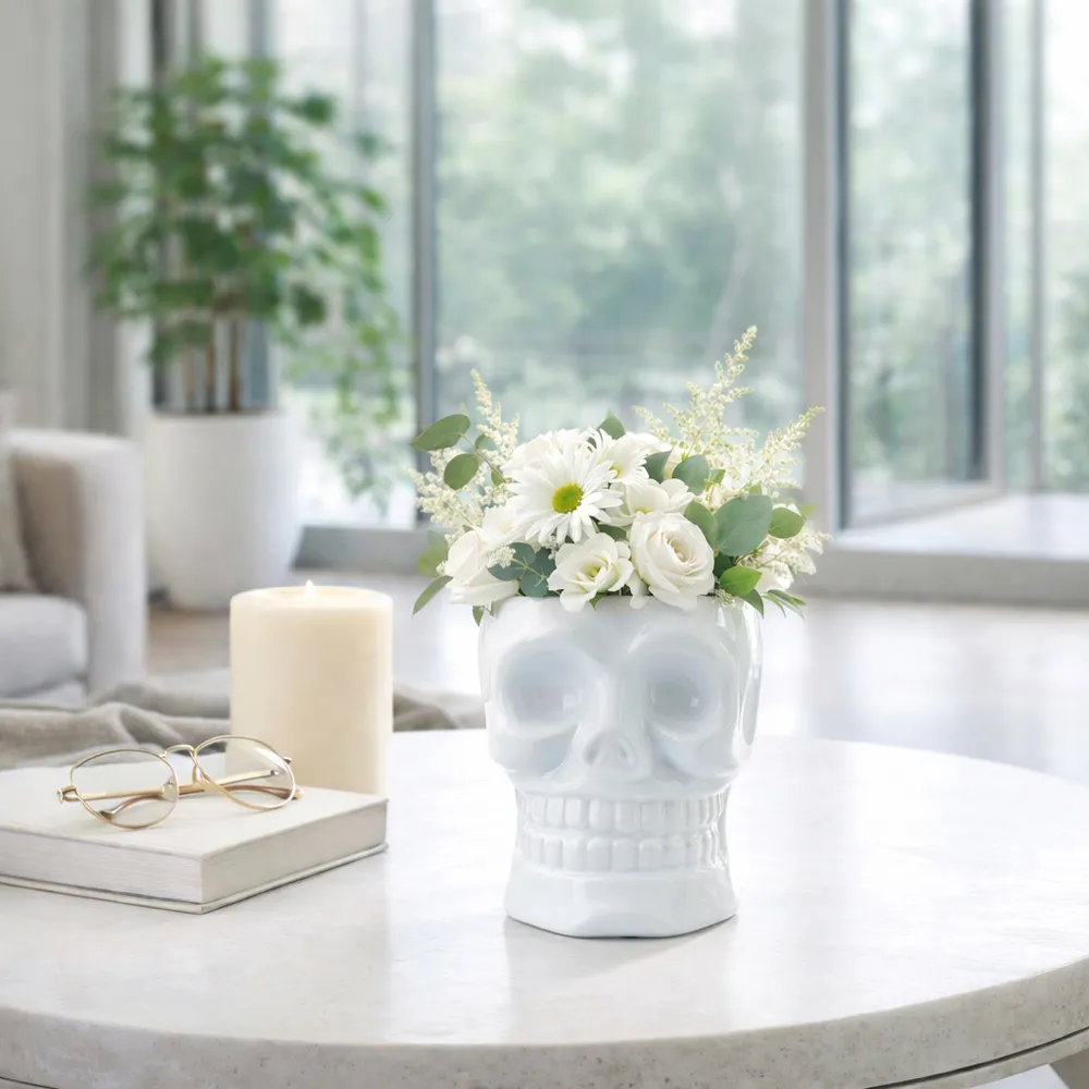 LINDENCLIFF WHITE VASE 8 (IN)