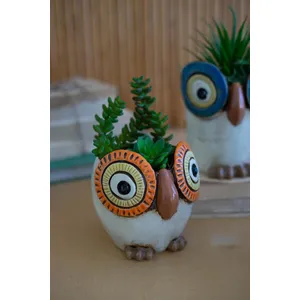 Set of 3 Ceramic Owl Planters 2