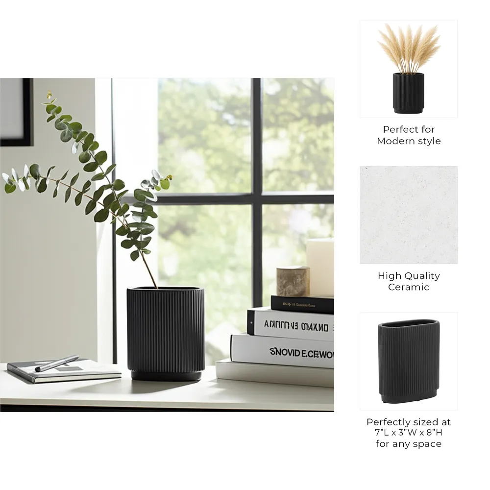 BAIRDMILL BLACK VASE 8 (IN)