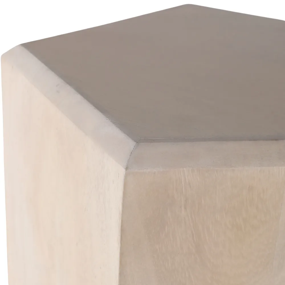 GIFFORDMOOR TAN TABLE 30 (IN)