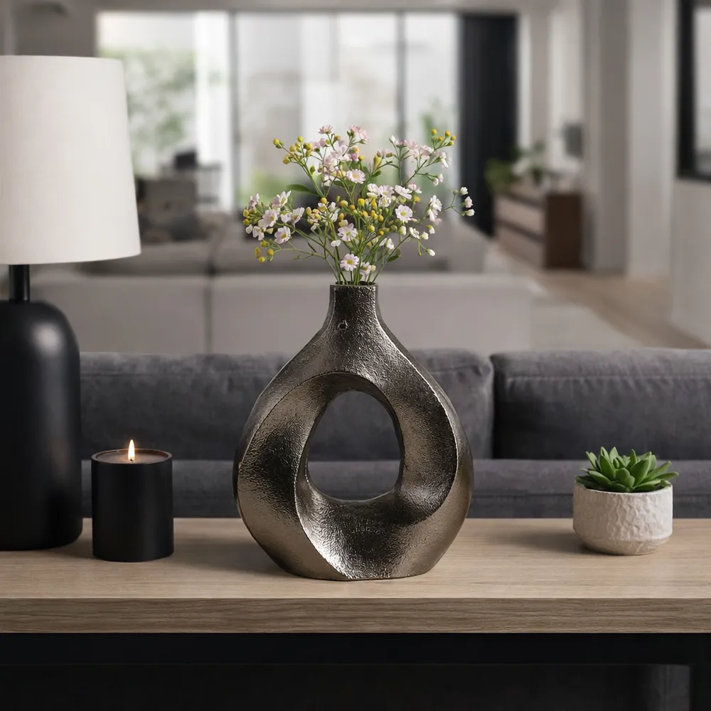 GRANGERROSE BRONZE VASE 9 (IN)