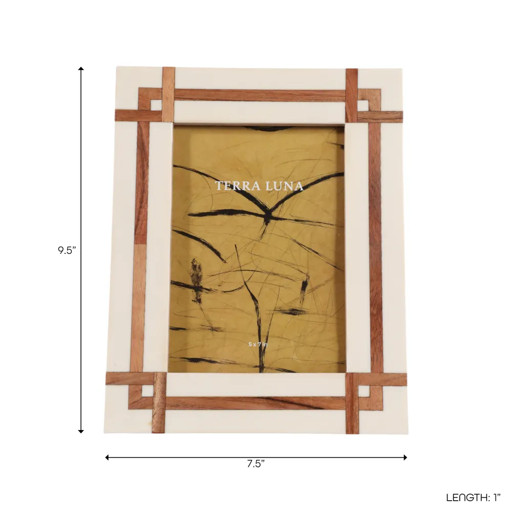 DALEMORE IVORY FRAME 10 (IN)