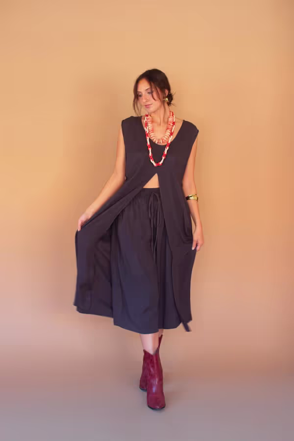 Elastic and Button Closure Waist Pant / Midnight