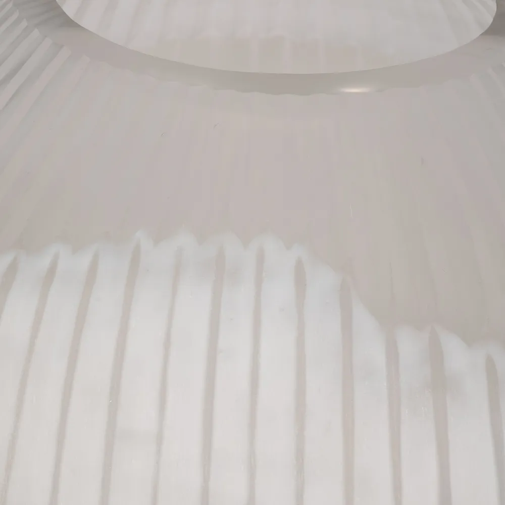 RAMONASHAW WHITE GLASS VASE 13 (IN)