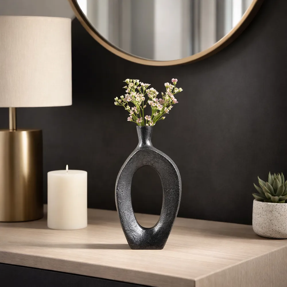 ALBAFORD BLACK VASE 8 (IN)