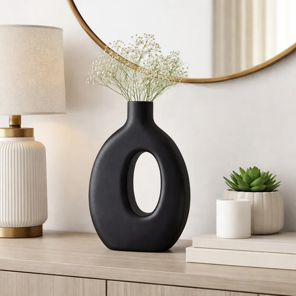 GRIFFINMOOR BLACK VASE 14 (IN)