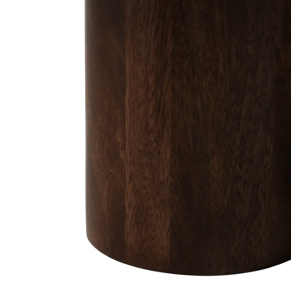 GRIFFINTON BROWN COFFEE TABLE 16 (IN)