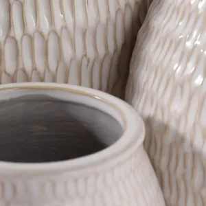 HILTONCLIFF SET OF 3 IVORY PLANTER 10 (IN) 6