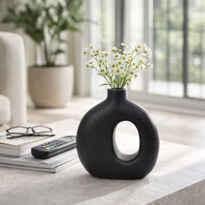 GRIFFINMOOR BLACK VASE 7 (IN) 12