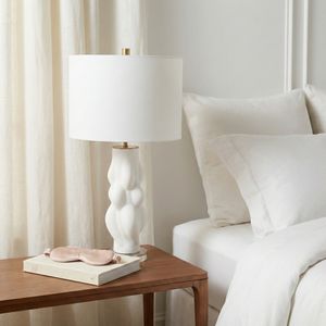 REGANPARK WHITE LAMP 26 (IN) 2