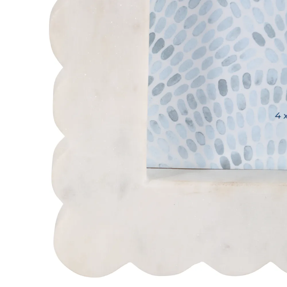 TILTONWICK WHITE FRAME 9 (IN)