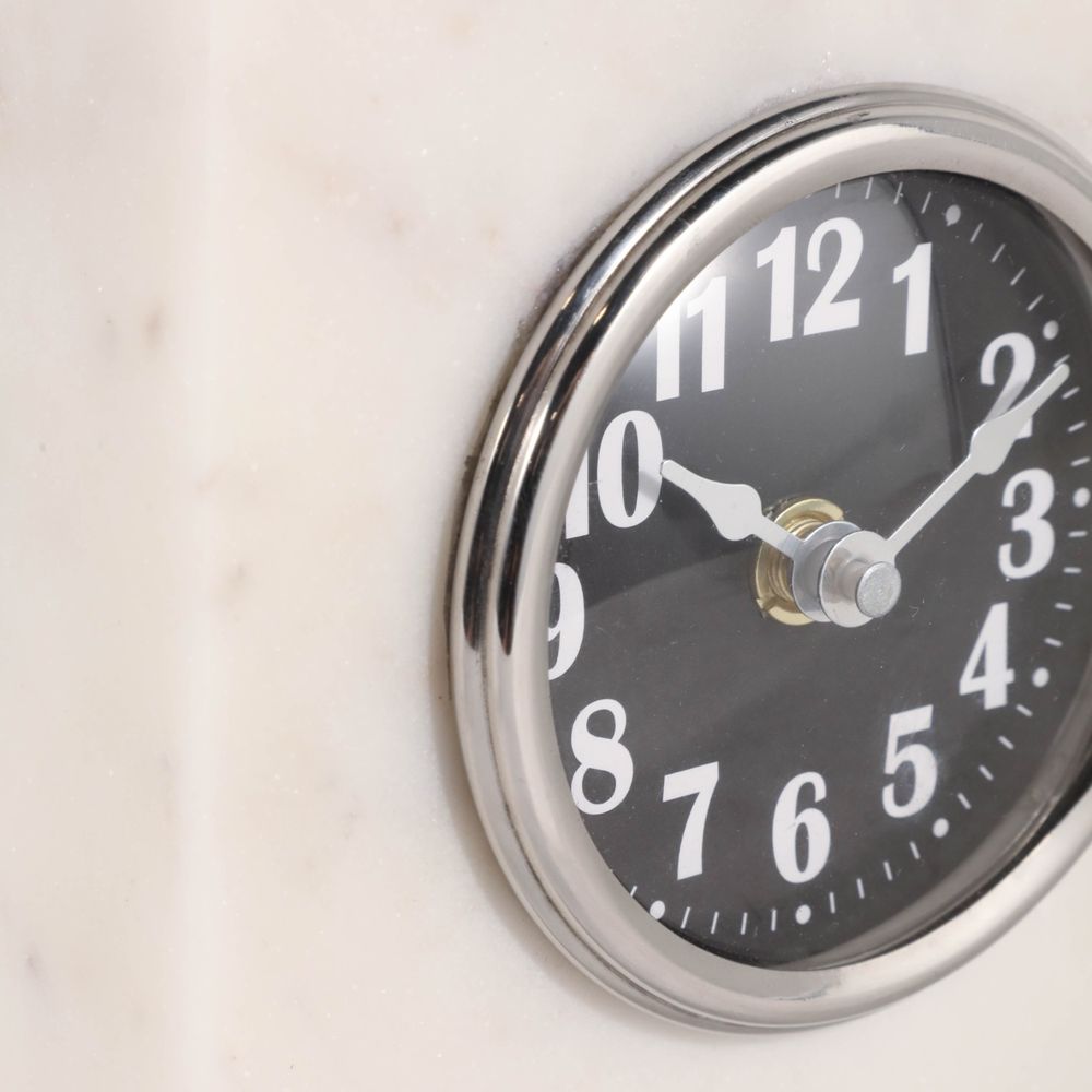 FLYNNPORT WHITE CLOCK 5 (IN)