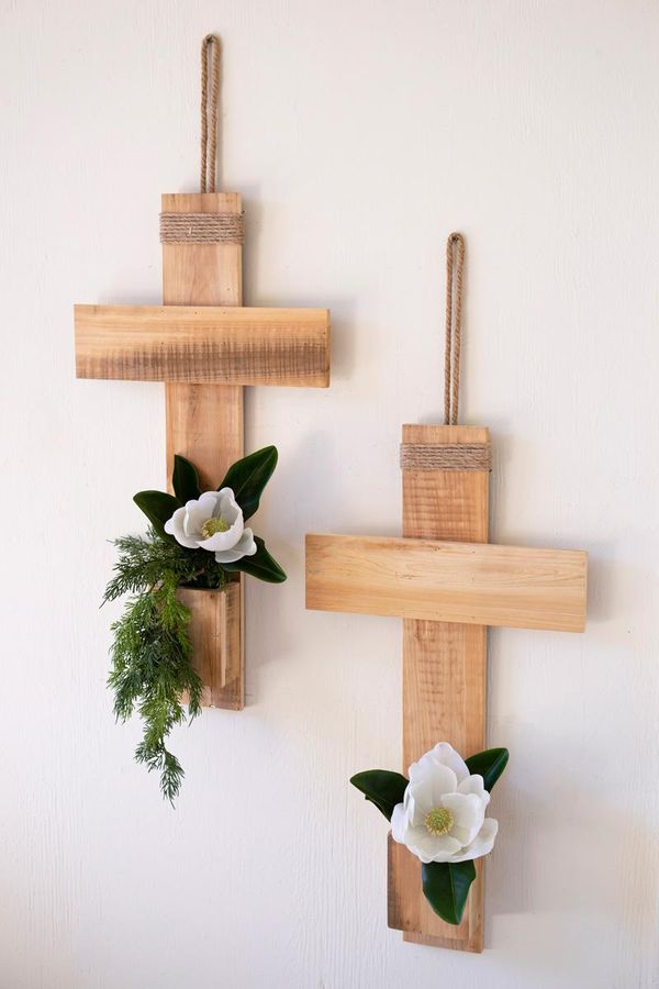 Recycled Pine Cross Wall Planter