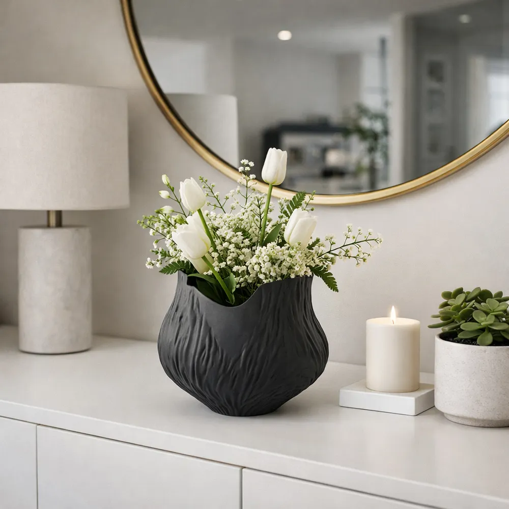 THORNTONPARK BLACK VASE 12 (IN)