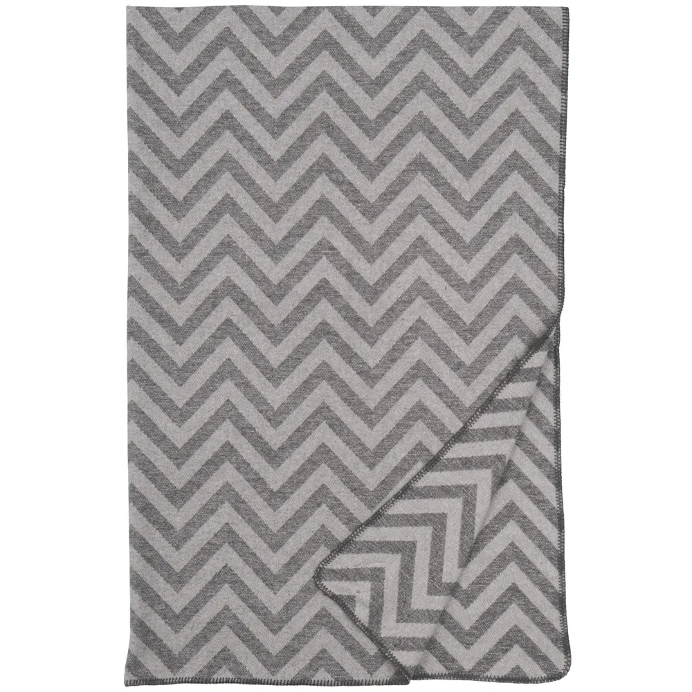 Dakota Selby - Throw - 60x72