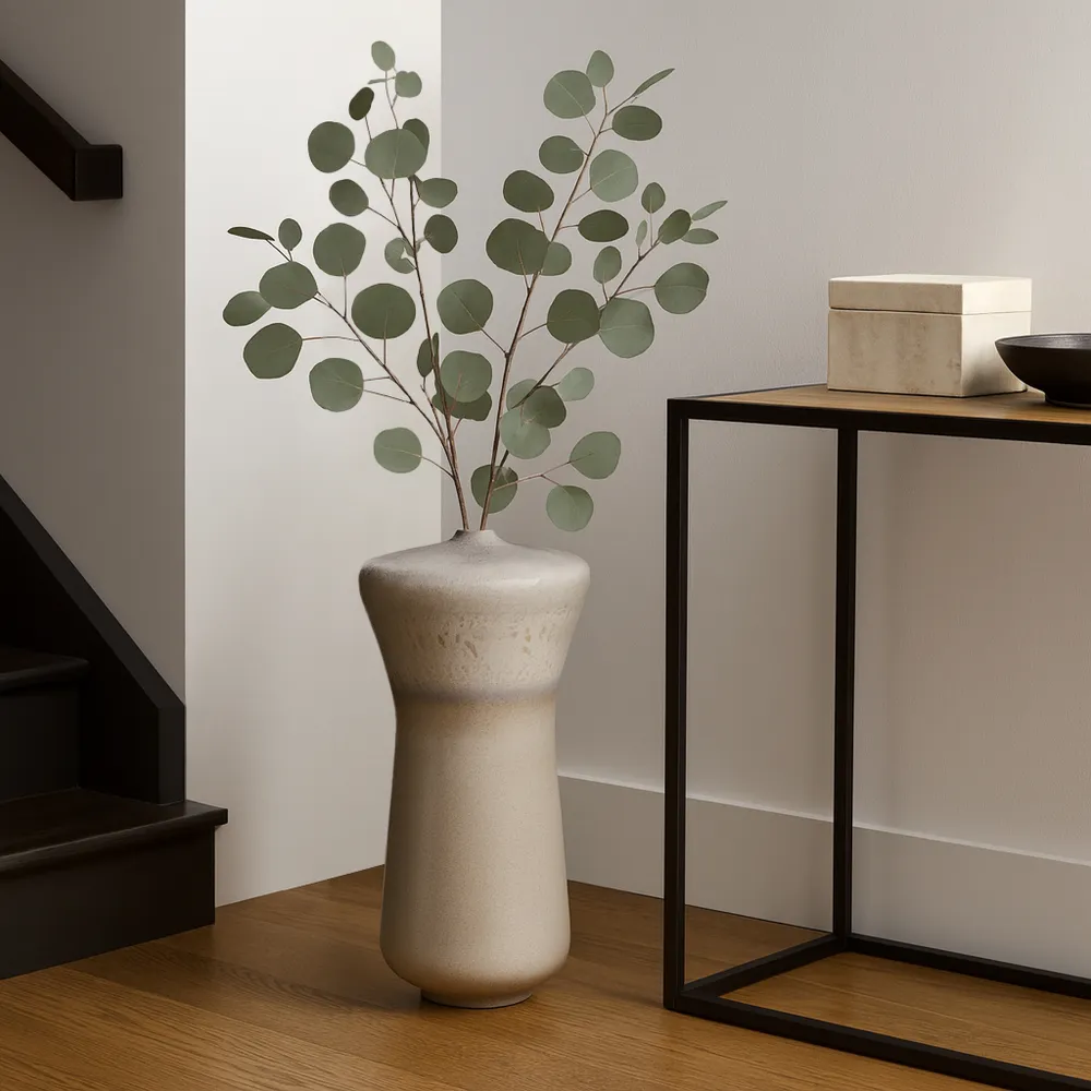 HELENALAKE IVORY VASE 26 (IN)