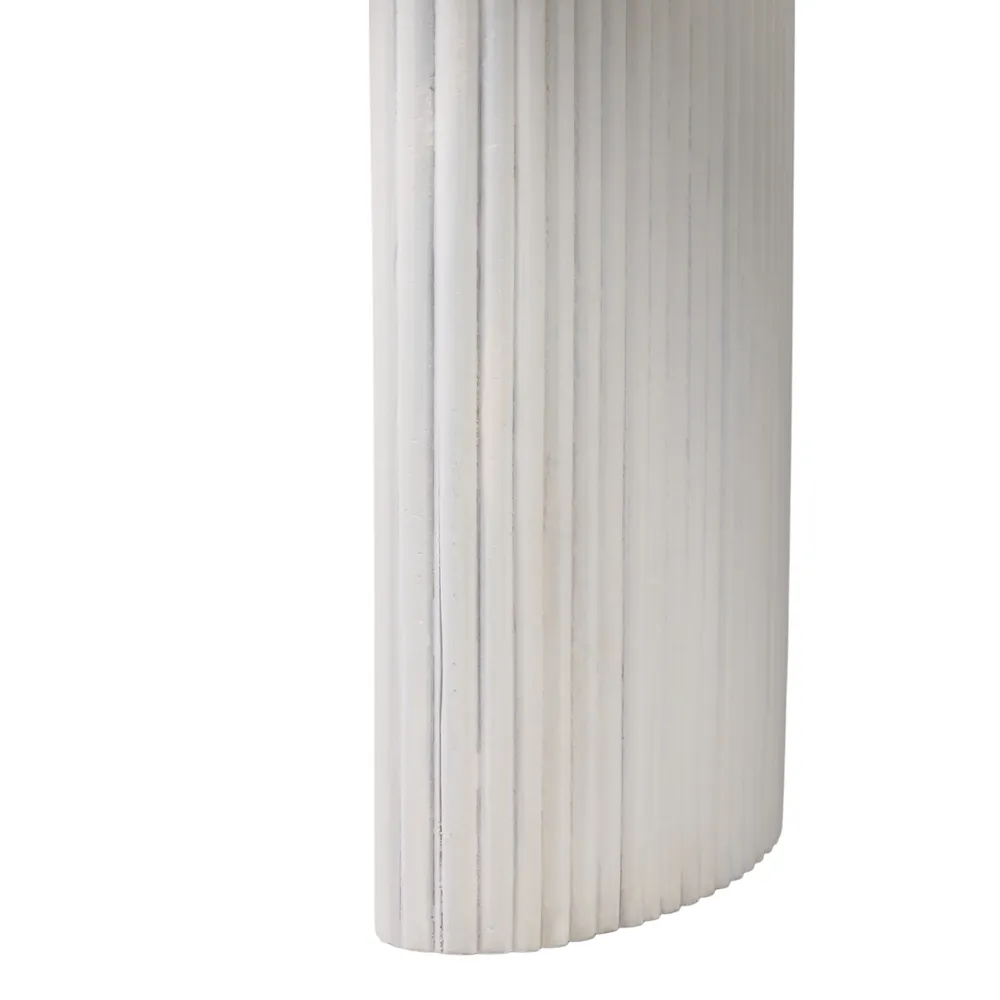 BERGENWELL IVORY COFFEE TABLE 17 (IN)