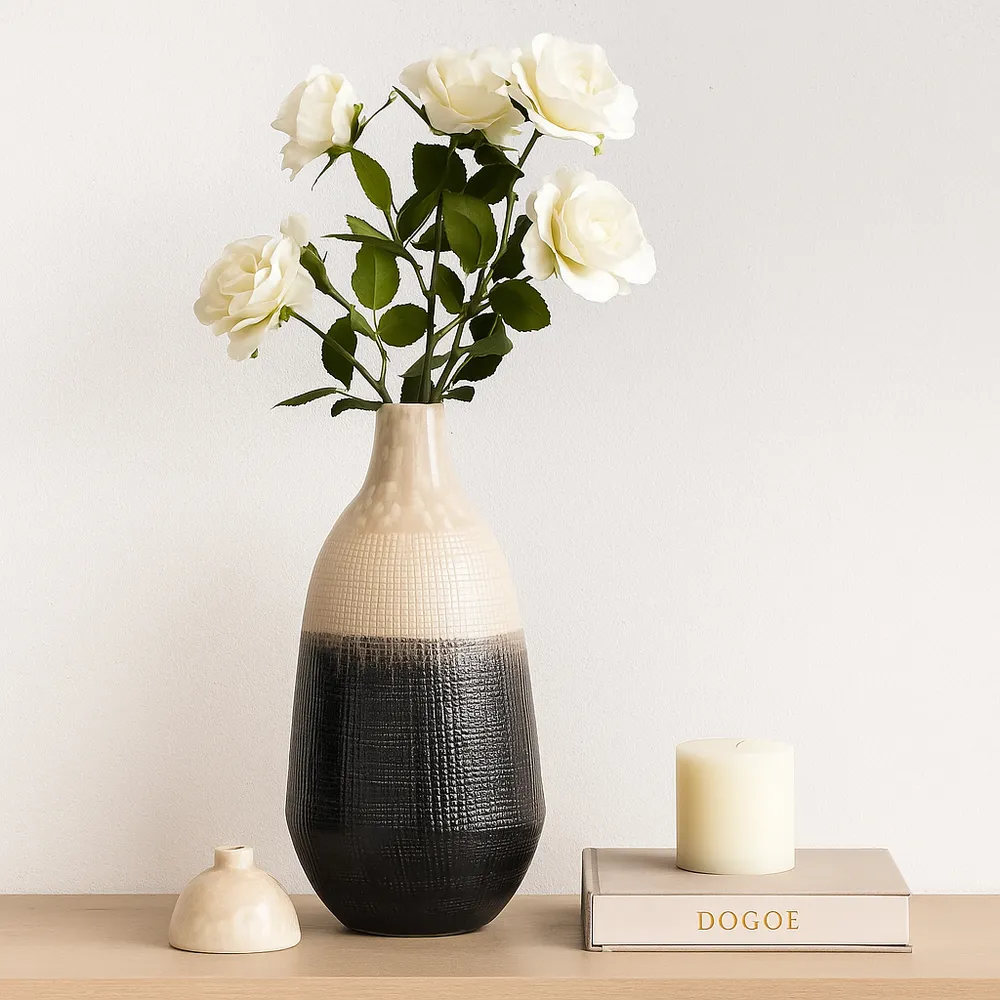 JANERUN IVORY VASE 18 (IN)