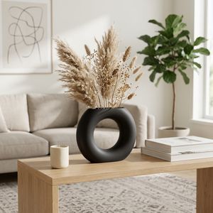 HANNAHLAND BLACK VASE 5 (IN) 11