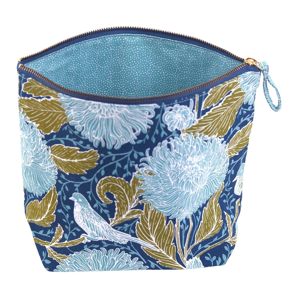 Chrysanthemum Flower Medium Essential Canvas Pouch