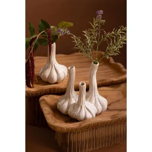Set of 2 Ceramic Garlic Bud Vases 4