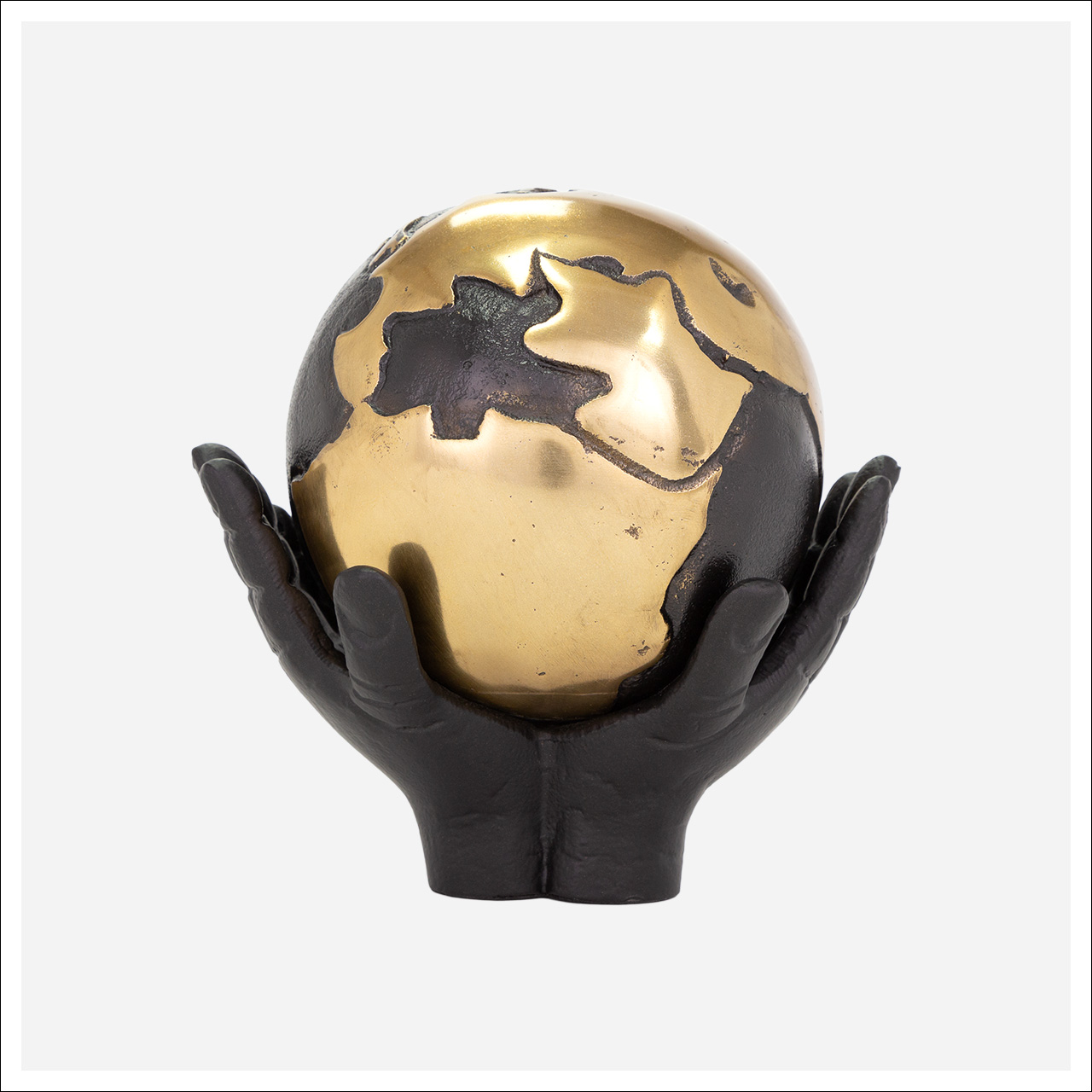 Gama Sculpture