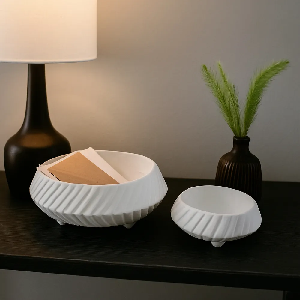 GILBERTRUN SET OF 2 WHITE BOWLS 6 (IN)