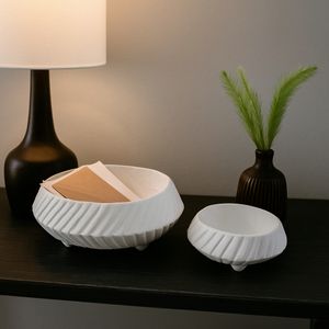 GILBERTRUN SET OF 2 WHITE BOWLS 6 (IN) 2