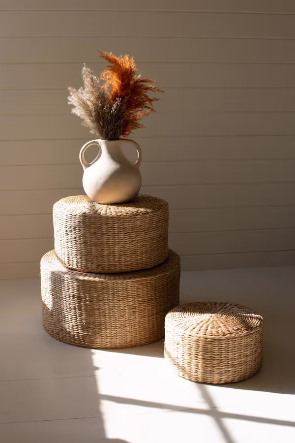 Set of 3 Round Natural Seagrass Risers