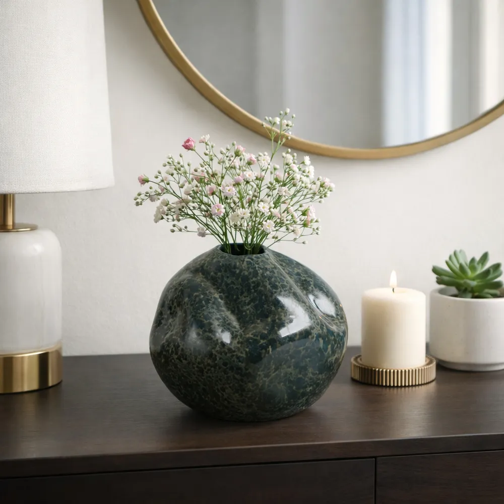 BRAMHAM BLACK VASE 9 (IN)