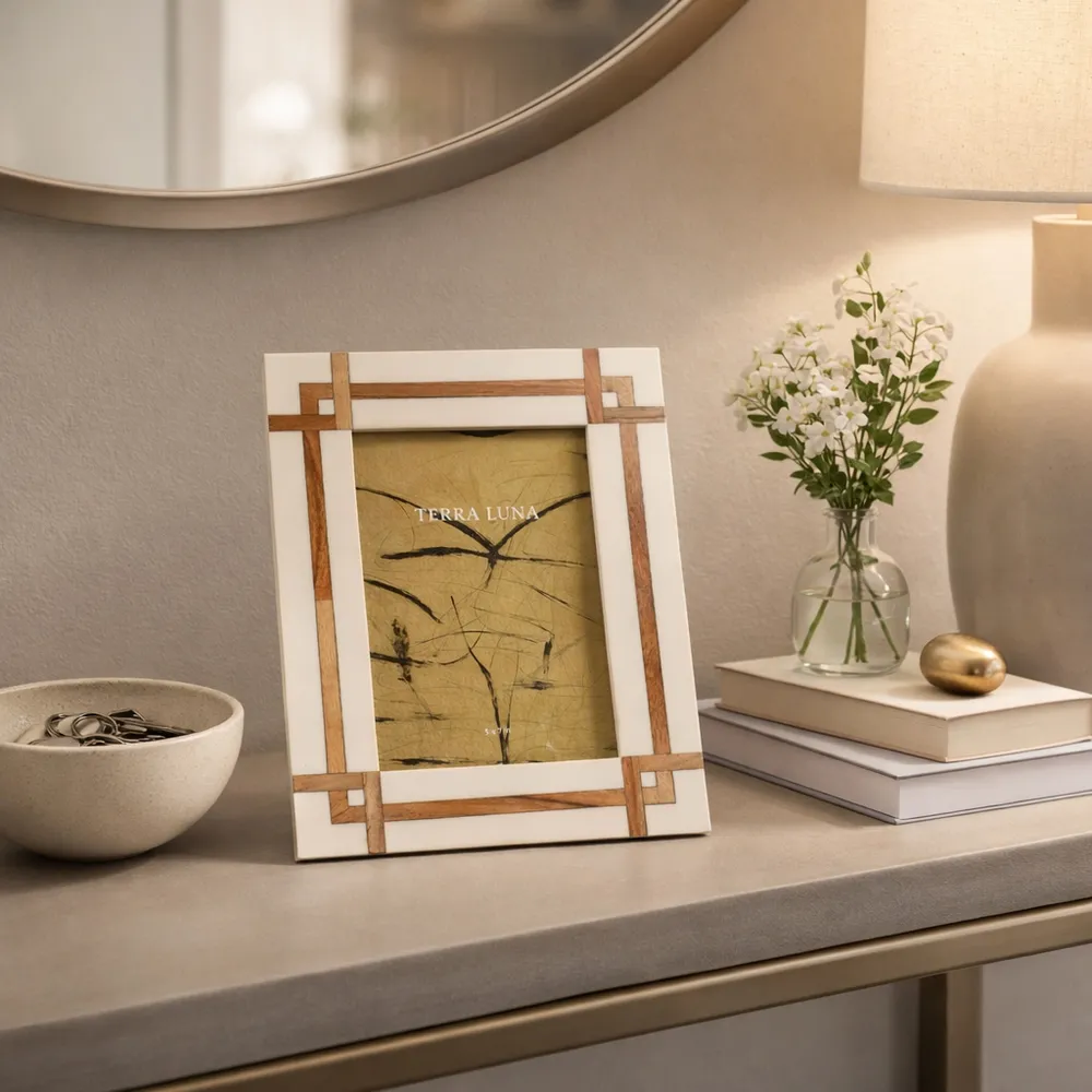 DALEMORE IVORY FRAME 10 (IN)