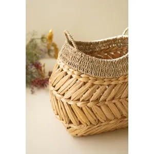 Seagrass Basket with Two Handles 2