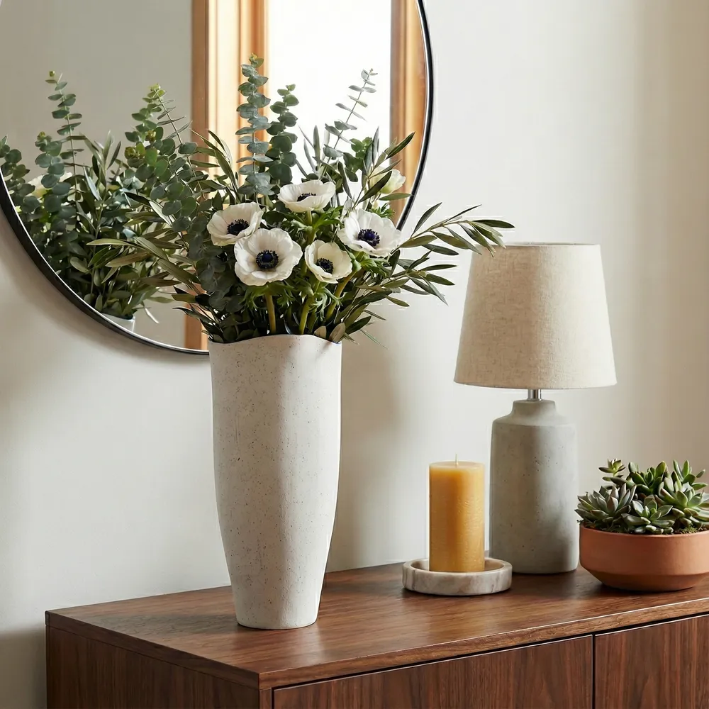 KELSEYLAND WHITE VASE 16 (IN)