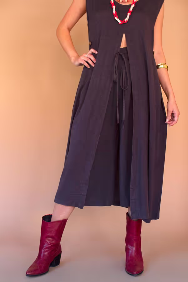 Elastic and Button Closure Waist Pant / Midnight