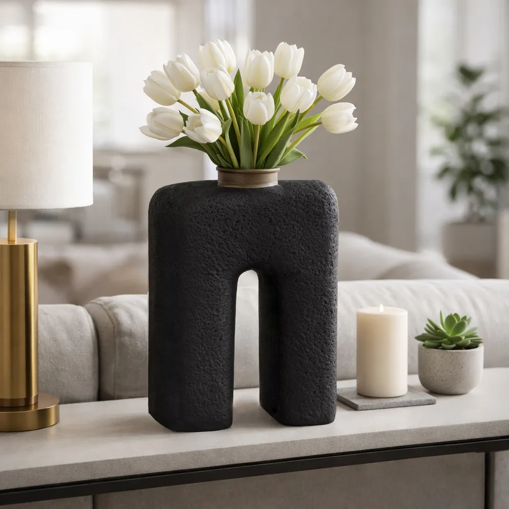 ROLANDCREST BLACK VASE 15 (IN)