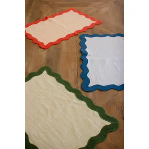 Ruffle Edge Placemat / Poppy 5
