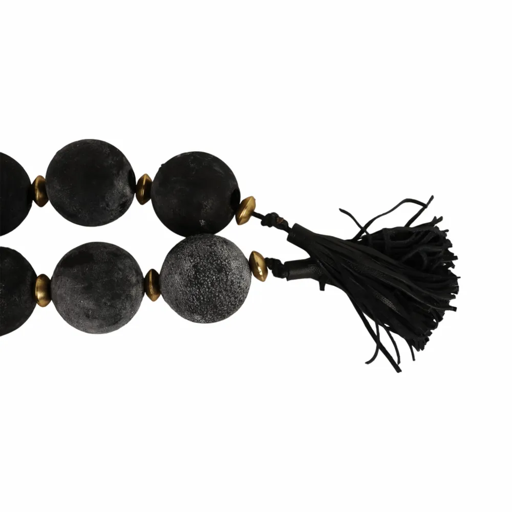 CALVINDALE BLACK BEAD 3 (IN)