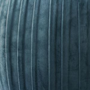 HENLEYFORD BLUE STOOL 18 (IN) 6