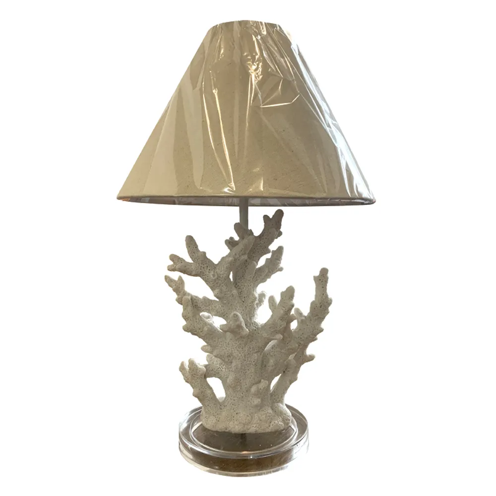 19" WHITE CORAL TABLE LAMP