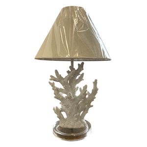 19" WHITE CORAL TABLE LAMP 1